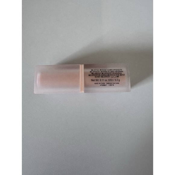 Revolution Beauty, " Lover" Soft Satin Lipstick, Highly Pigmented & Smudge Pro - Picture 5 of 6